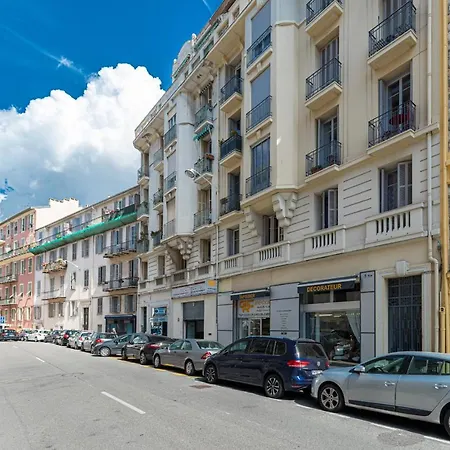 Apartment Cosy 1 Bdr Near Garibaldi Square - Floor & Ac *
