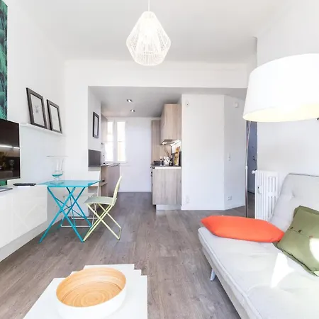 Cosy 1 Bdr Near Garibaldi Square - Floor & Ac *