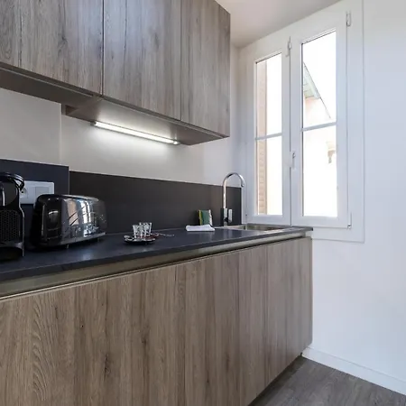 Cosy 1 Bdr Near Garibaldi Square - Floor & Ac Apartment Nice