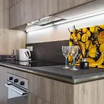 Apartman Cosy 1 Bdr Near Garibaldi Square - Floor & Ac