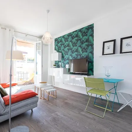 Apartman Cosy 1 Bdr Near Garibaldi Square - Floor & Ac